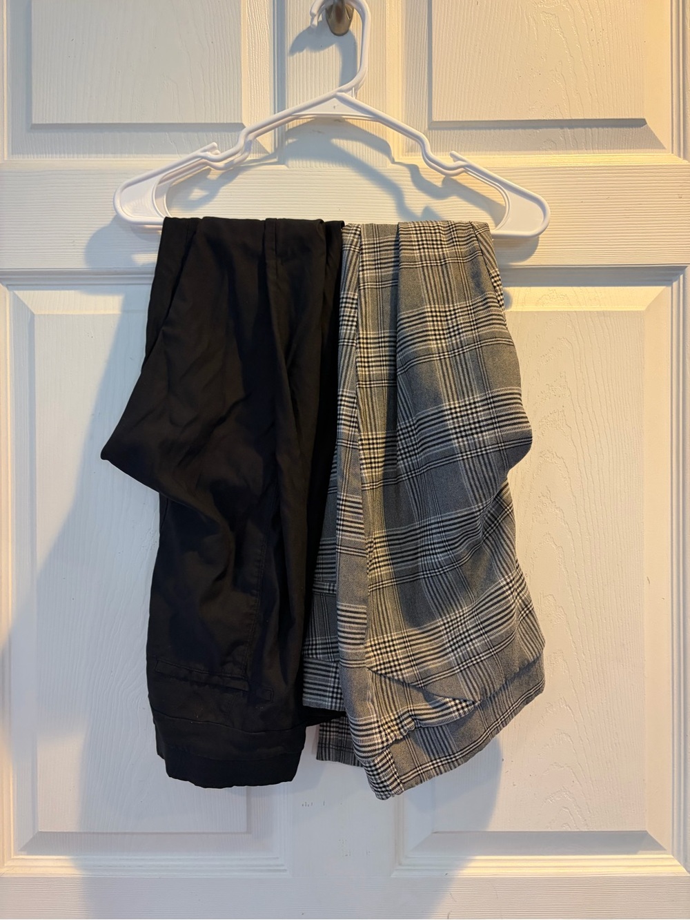 Simply Vera Vera Wang Black and Gray Plaid Pantsuit Pants
